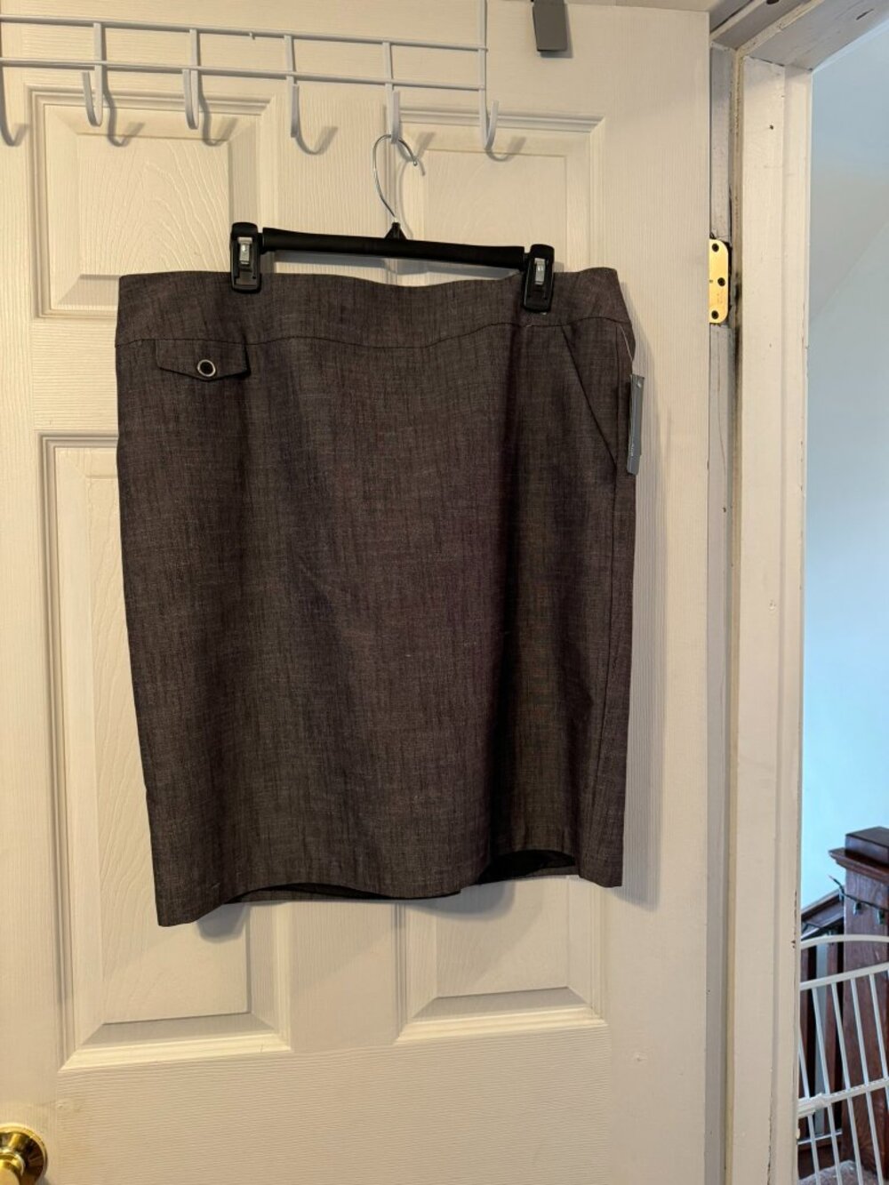 AGB Gray Pencil Skirt.  Size 14. NWT.
